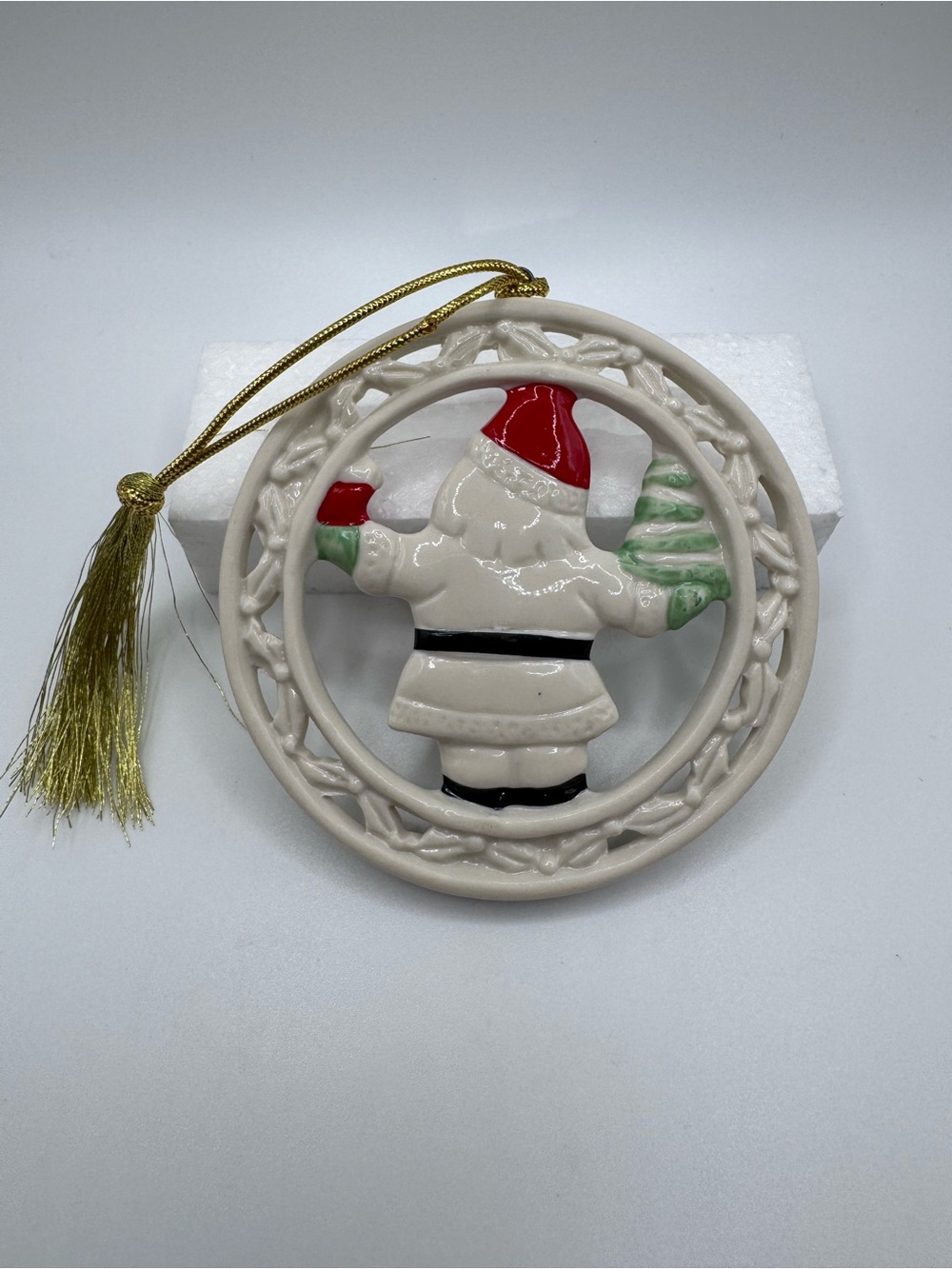 NIB Lenox Round Santa Ornament - Picture 6 of 10
